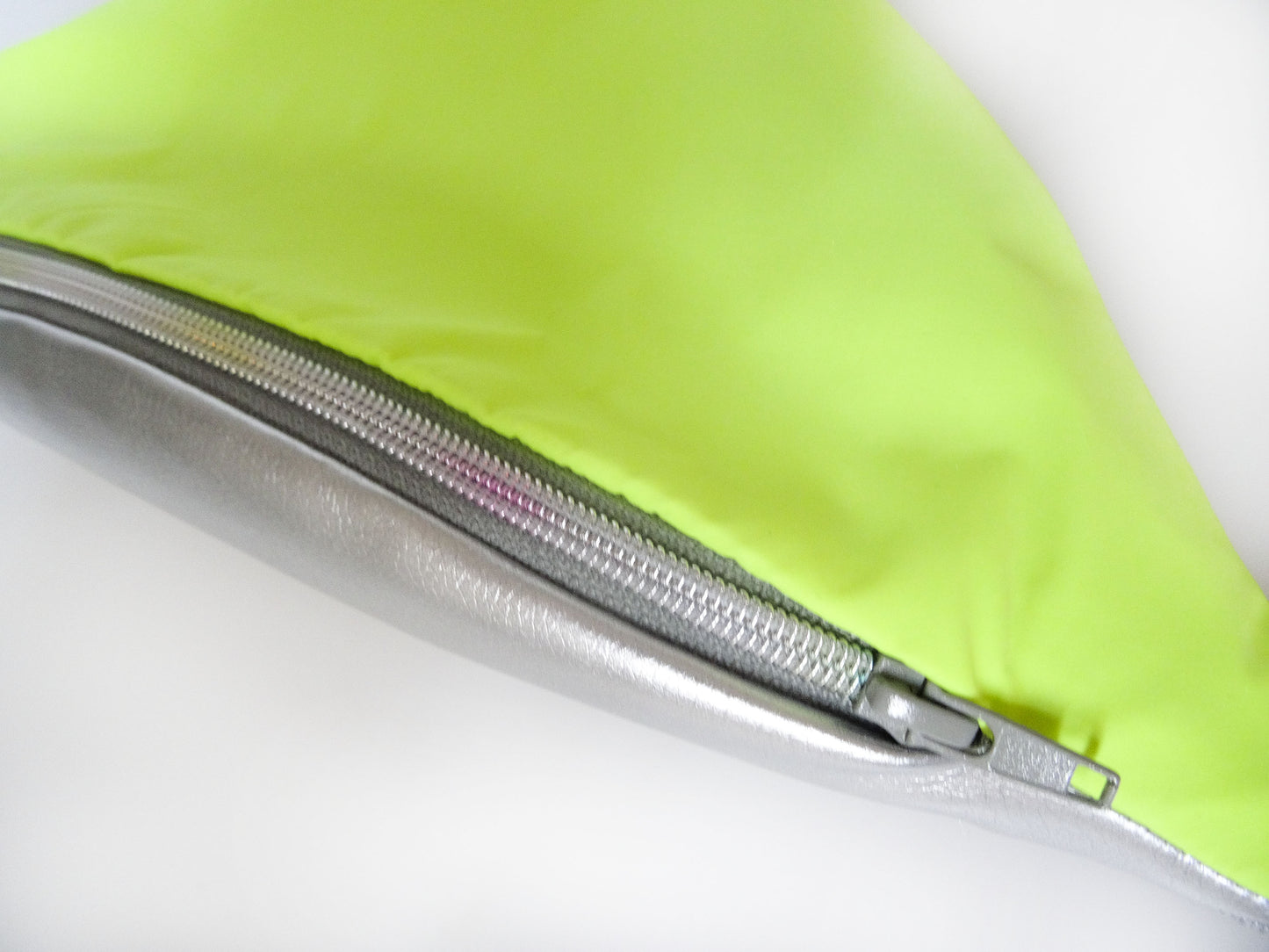 Bauchtasche/ Gürteltasche "reflektierendes Neon"